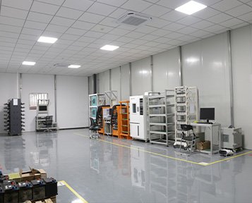 Our lithium battery test shop is home to leading international equipment.